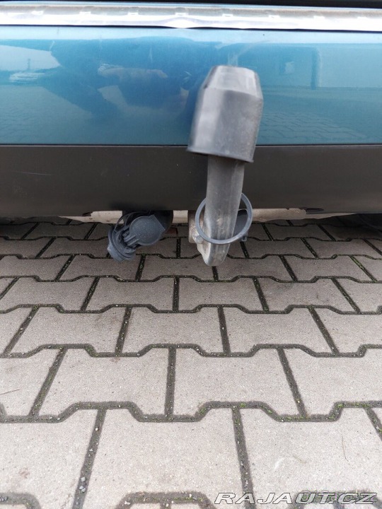 Volkswagen Touran 2,0 Sedmimístný +Tažné 2005