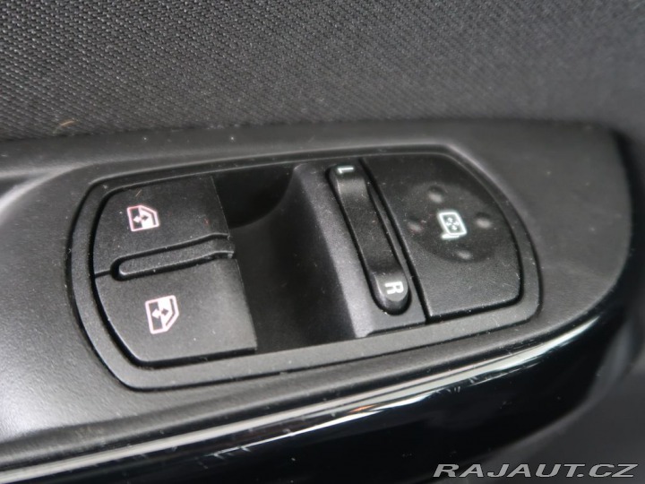 Opel Corsa 1.4i,74kW,CZ,1Maj,Manuál 2019