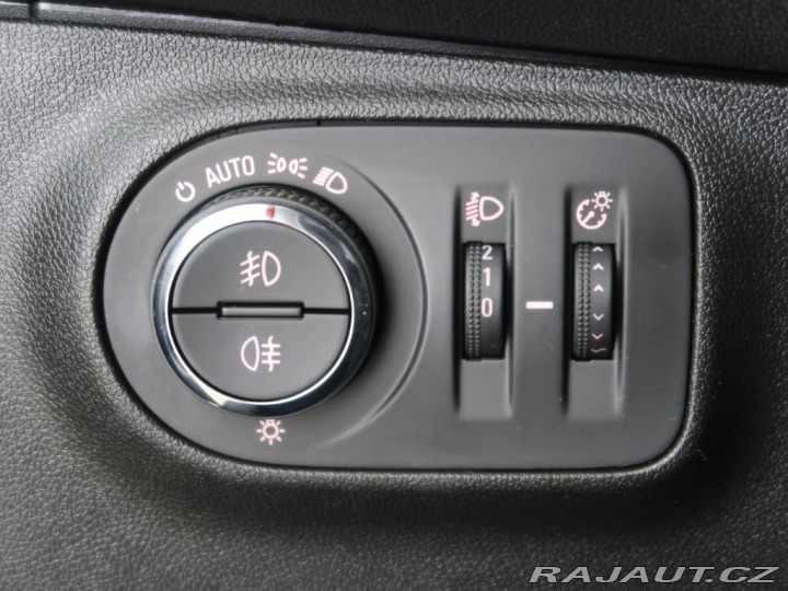 Opel Corsa 1.4i,74kW,CZ,1Maj,Manuál 2019