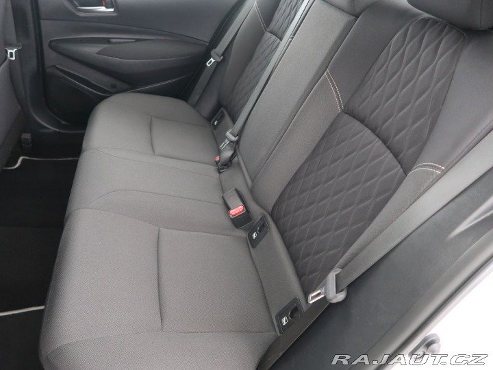 Toyota Corolla 1.8Hybrid,CZ,1Maj,Comfort 2022