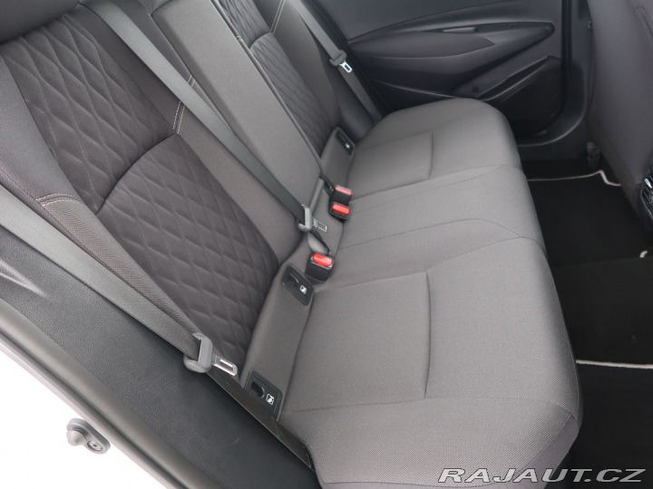 Toyota Corolla 1.8Hybrid,CZ,1Maj,Comfort 2022