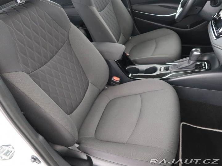 Toyota Corolla 1.8Hybrid,CZ,1Maj,Comfort 2022
