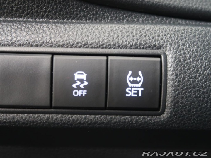 Toyota Corolla 1.8Hybrid,CZ,1Maj,Comfort 2022