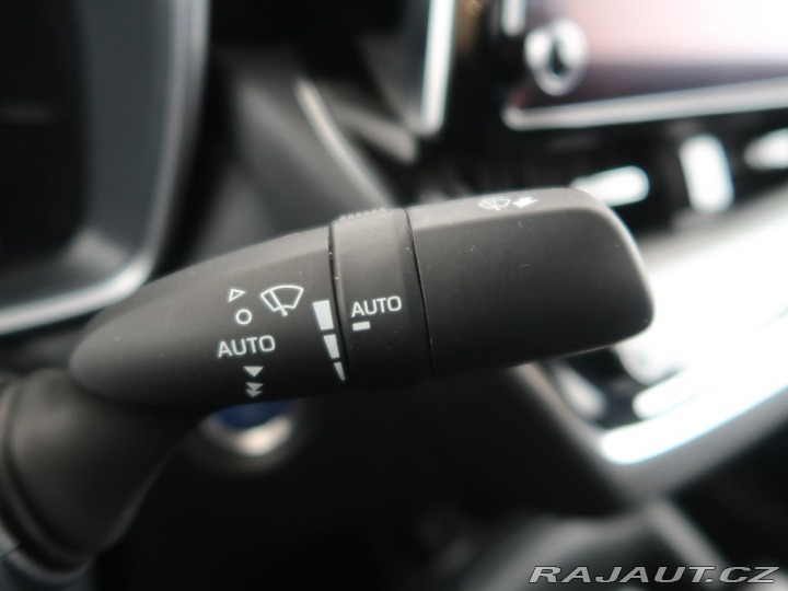 Toyota Corolla 1.8Hybrid,CZ,1Maj,Comfort 2022