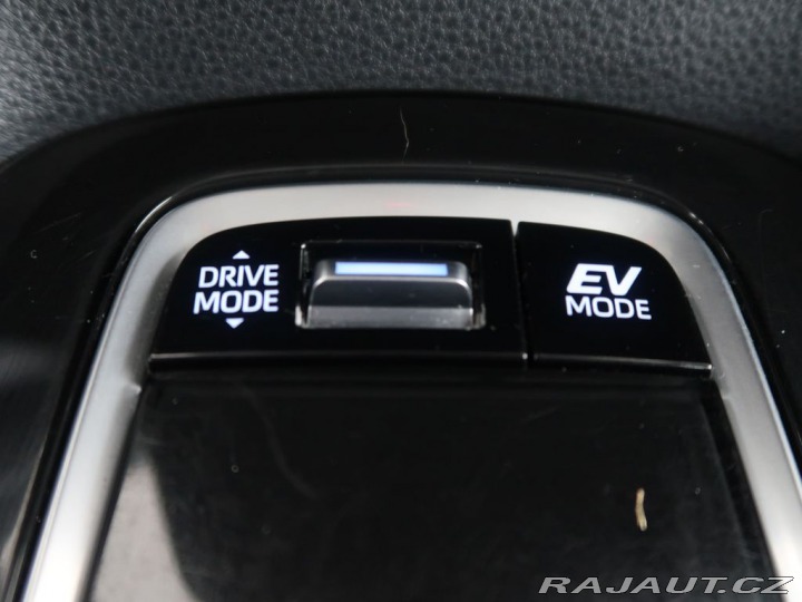 Toyota Corolla 1.8Hybrid,CZ,1Maj,Comfort 2022