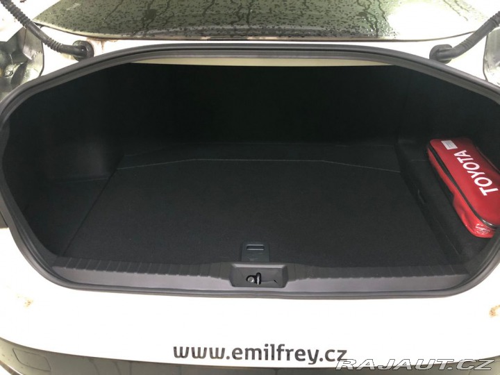 Toyota Mirai Executive VIP black 2021