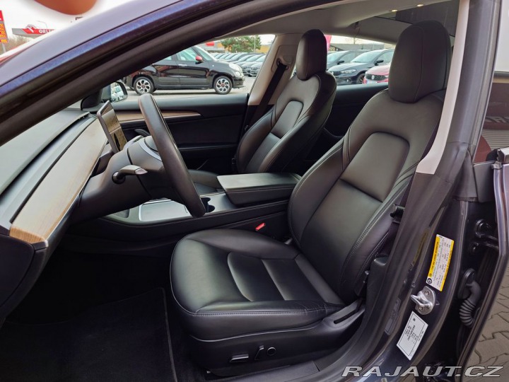 Tesla Model 3 Std.rangePlus 239 kW REZE 2021