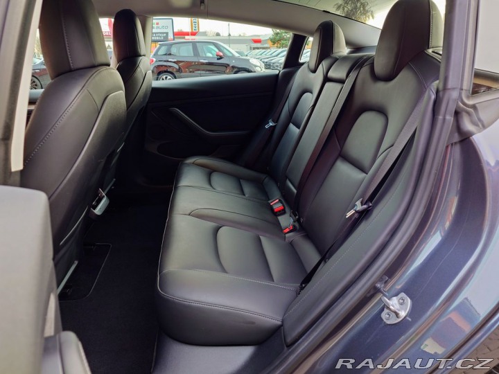 Tesla Model 3 Std.rangePlus 239 kW REZE 2021