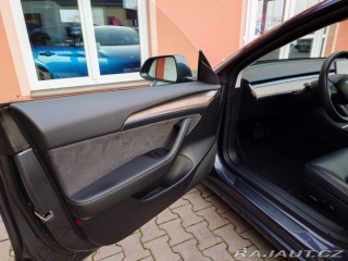 Tesla Model 3 Standard Range Plus 239 k 2021