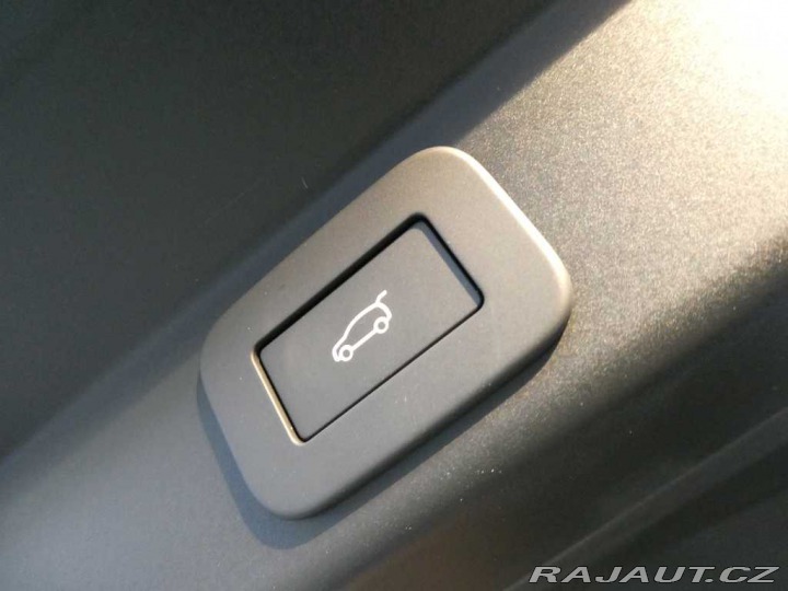 Land Rover Range Rover Sport Dynamic SE D250 2025