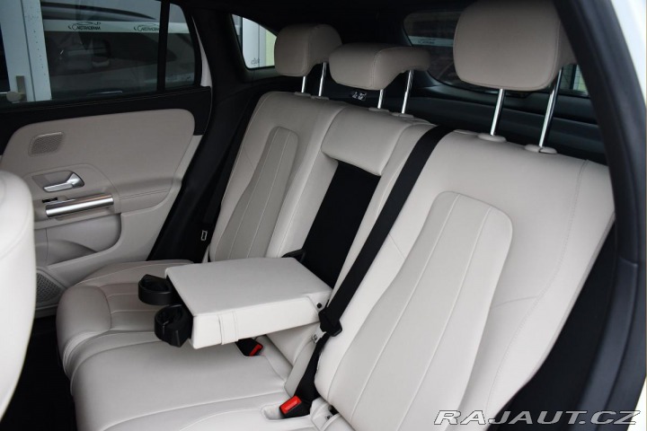 Mercedes-Benz GLA 200d 4M 32tis. KM ZADÁNO 2023