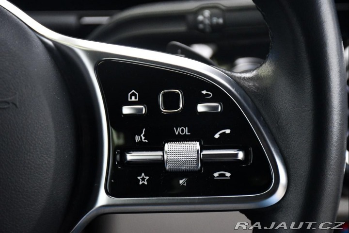 Mercedes-Benz GLA 200d 4M 32tis. KM ZADÁNO 2023