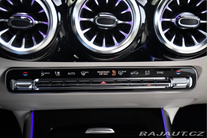 Mercedes-Benz GLA 200d 4M 32tis. KM LED ČR 2023