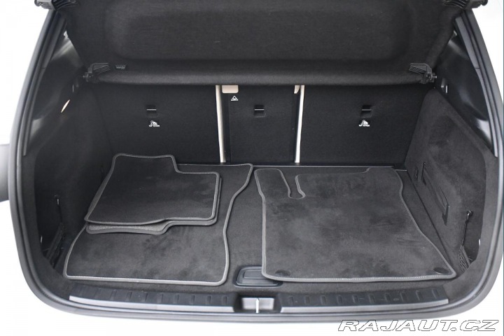 Mercedes-Benz GLA 200d 4M 32tis. KM ZADÁNO 2023