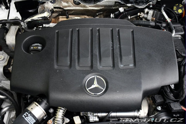 Mercedes-Benz GLA 200d 4M 32tis. KM LED ČR 2023