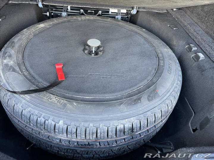 Land Rover Range Rover 4,4 SDV8 250kw VOGUE, CZa 2015