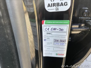 Land Rover Range Rover 4,4 SDV8 250kw VOGUE, CZa 2015