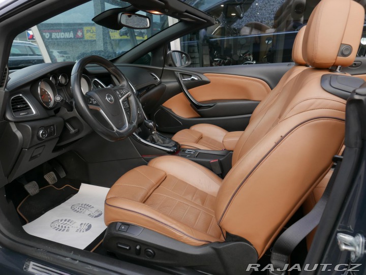 Opel Cascada 1,4 Turbo Cosmo REZERVACE 2013