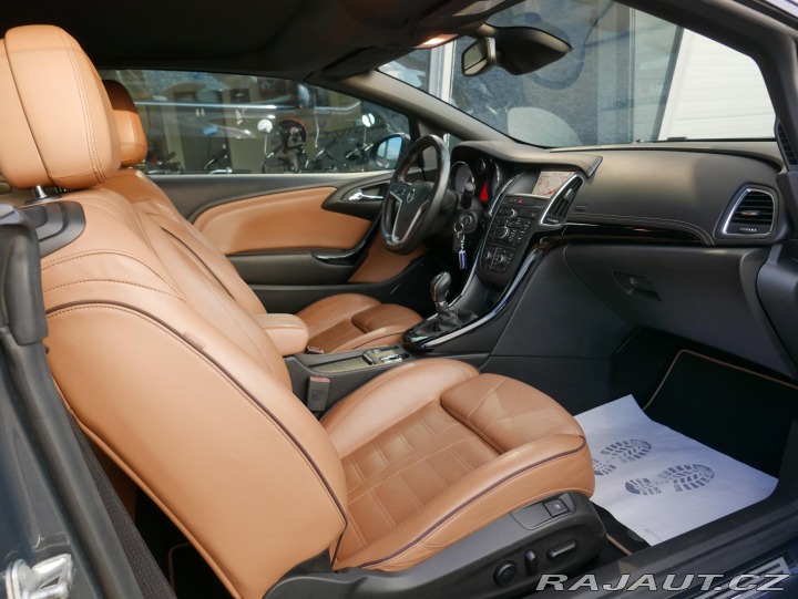 Opel Cascada 1,4 Turbo Cosmo REZERVACE 2013