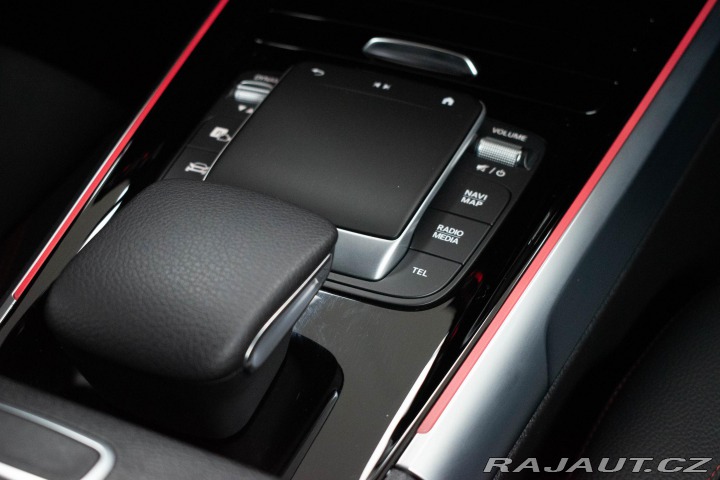 Mercedes-Benz EQB 350 4MATIC*AMG NIGHT PAKE 2022