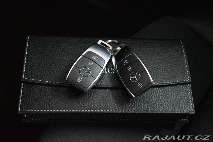 Mercedes-Benz EQB 350 4MATIC*AMG NIGHT PAKE 2022