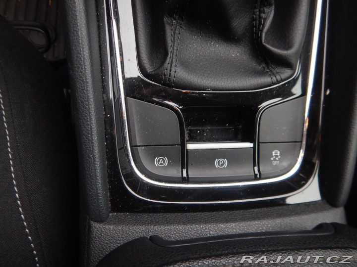 Škoda Karoq 2.0 TDI, ČR, 1. MAJ., 4x4 2018