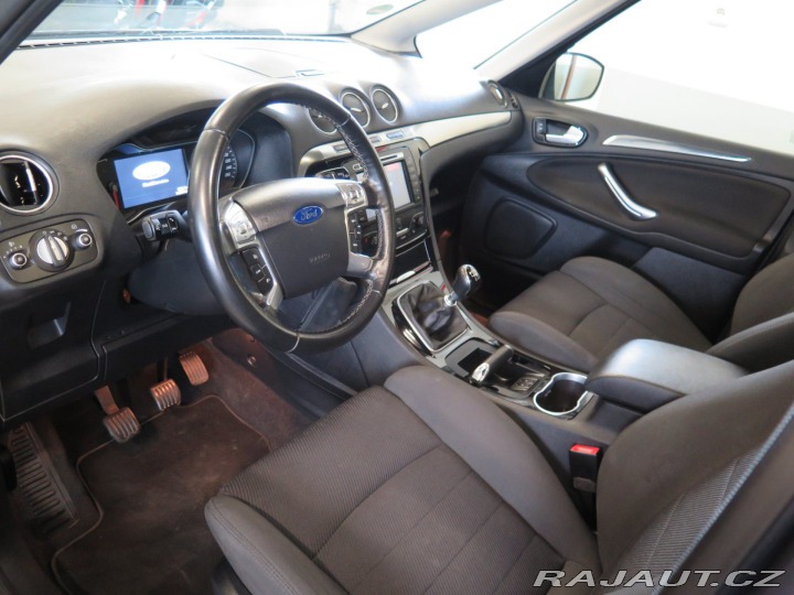 Ford S-MAX 2.0TDCI,navi,klima,výhřev 2012