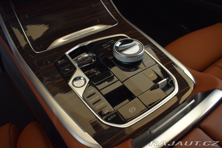 BMW X7 xDrive40d 2025