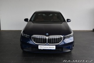 BMW 5 550e xDrive 2025