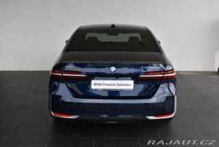 BMW 5 550e xDrive 2025