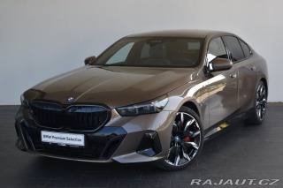 BMW 5 550e xDrive 2024