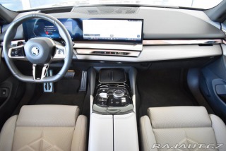 BMW 5 550e xDrive 2024