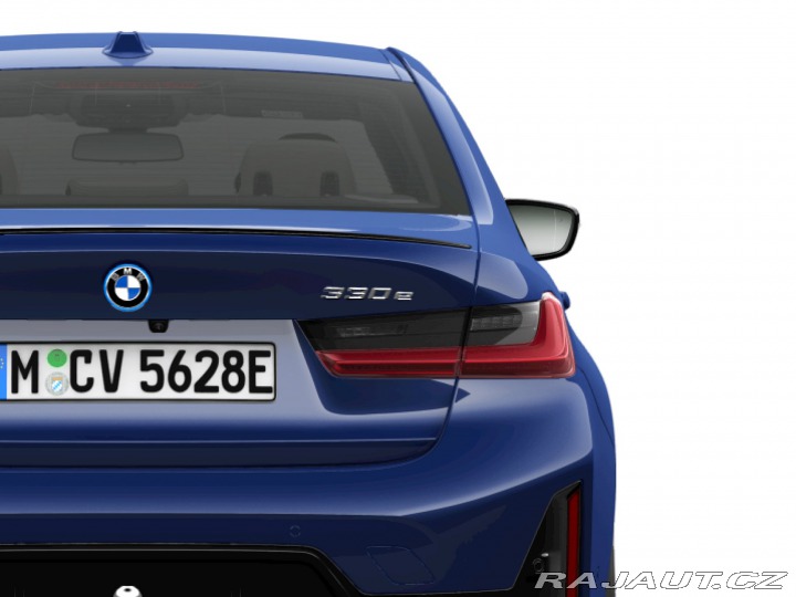 BMW 3 330e xDrice 2025