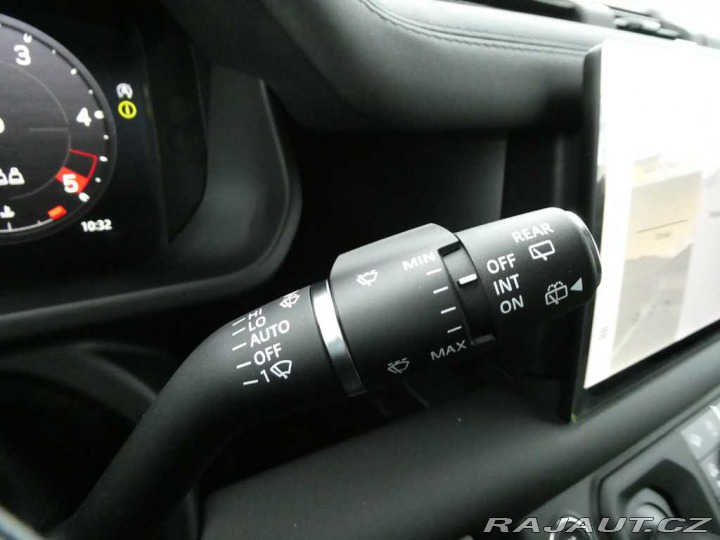 Land Rover Defender 110 3,0 S D200 2025