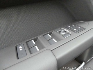 Land Rover Defender 110 3,0 S D200 2025