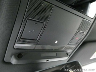 Land Rover Defender 110 3,0 S D200 2025