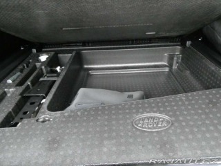 Land Rover Defender 110 3,0 S D200 2025