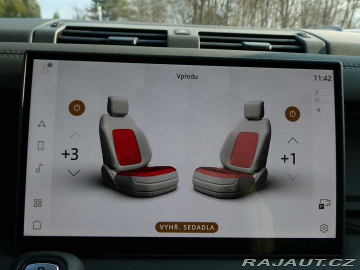 Land Rover Defender 110 3,0 X-Dynamic SE D250 2025