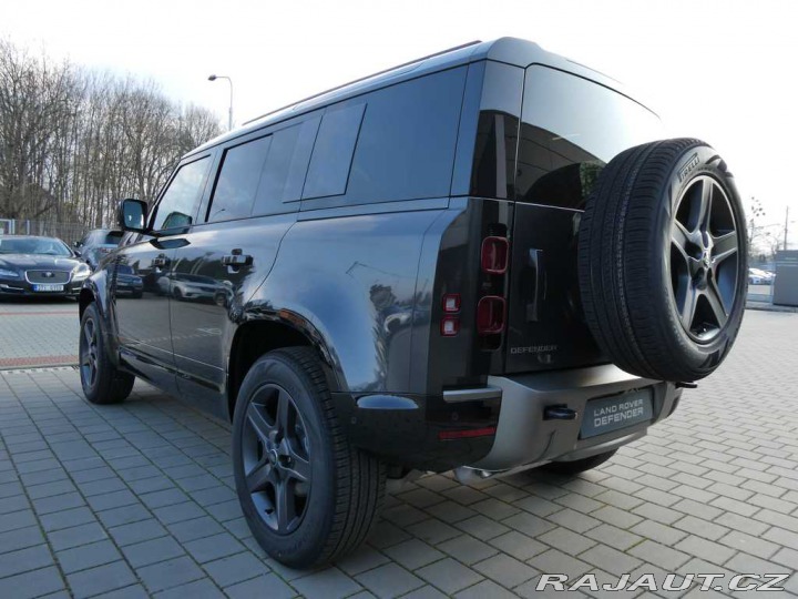 Land Rover Defender 110 3,0 X-Dynamic SE D250 2025