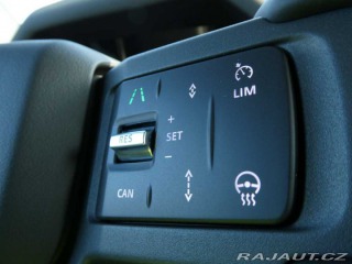 Land Rover Defender 110 3,0 X-Dynamic SE D250 2025