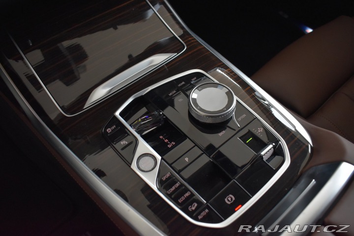 BMW X7 xDrive40d 2025