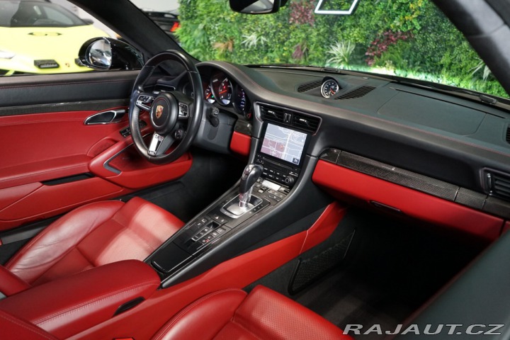 Porsche 911 CARRERA*4*GTS*991.2*PANO* 2018