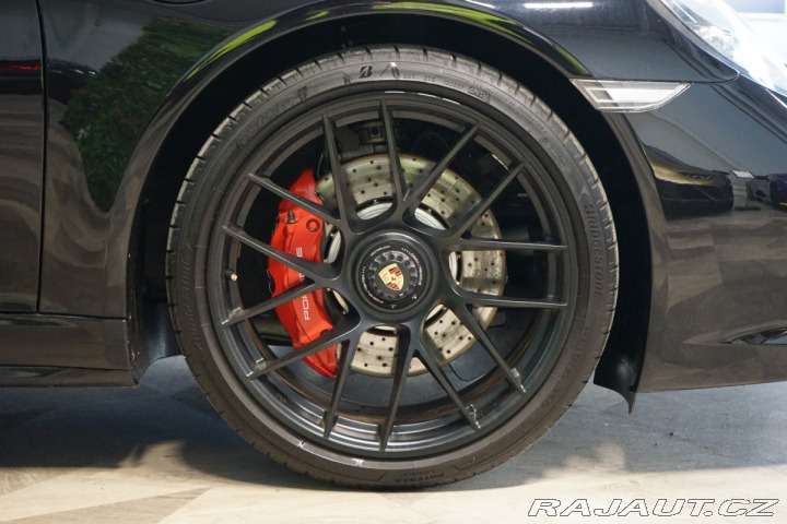 Porsche 911 CARRERA*4*GTS*991.2*PANO* 2018