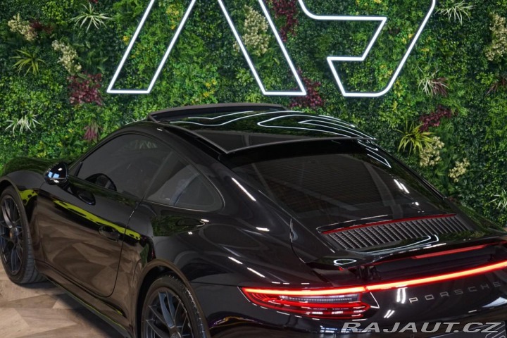 Porsche 911 CARRERA*4*GTS*991.2*PANO* 2018