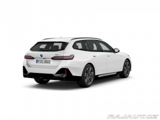 BMW i5 xDrive40 Touring 2024