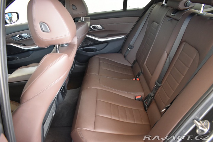 BMW 3 330i xDrive 2022