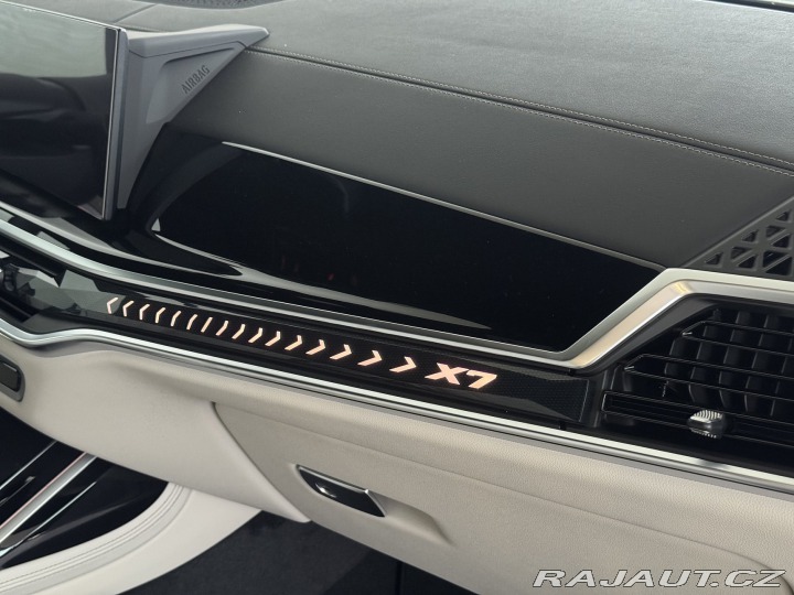 BMW X7 xDrive40i 2025