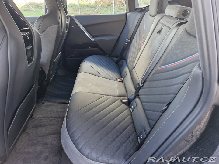 BMW iX | xDrive45 2025