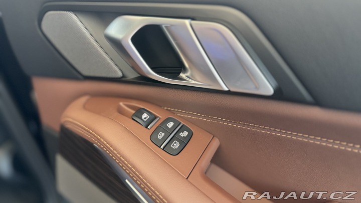 BMW X7 xDrive40d 2025