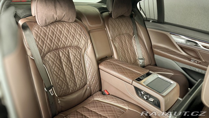 BMW 7 750Li xDrive 2021